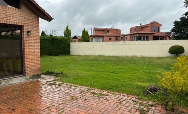 Arriendo espectacular casa en San Jose de Bavaría