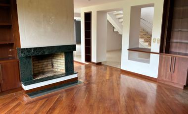 Arriendo espectacular casa en San Jose de Bavaría