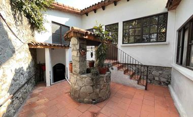 Residencia en Zavaleta con amplio jardín y alberca cerca de Angelópolis