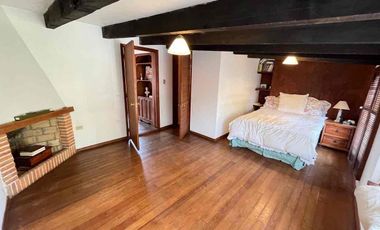 Residencia en Zavaleta con amplio jardín y alberca cerca de Angelópolis