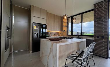 Casa en Venta en Yarumito, La Ceja Antioquia
