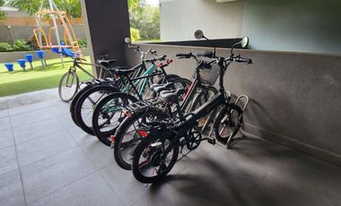 Arriendo Depto. 3 D. +2 B + 1 Estac. + 1 Bod. en Providencia