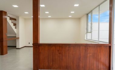 Casa en Oportunidad en Lomas de Providencia