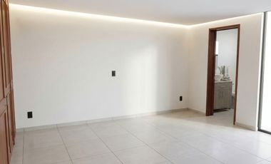 Casa en Oportunidad en Lomas de Providencia