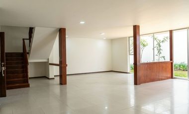 Casa en Oportunidad en Lomas de Providencia