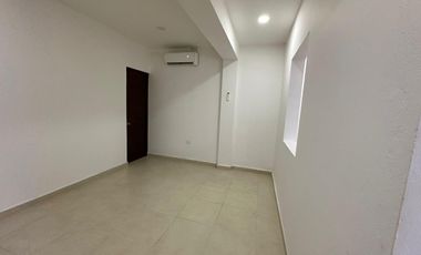 SE VENDE EDIFICIO POR AVENIDA KOHUNLICH CANCUN