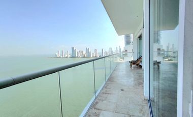 Apartamento bocagrande frente a la bahia