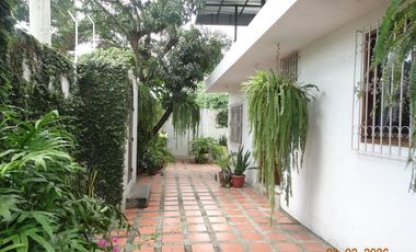 casa de venta en portoviejo zona la rotonda