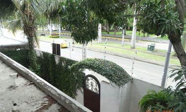 casa de venta en portoviejo zona la rotonda