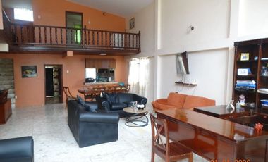 casa con terreno de venta portoviejo zona centro