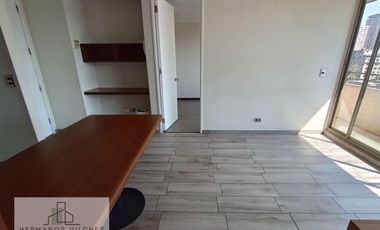 Dpto. 2 Dorm / 2 Baños / Calle Eleuterio Ramírez, Santiago centro.-