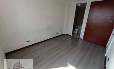 Dpto. 2 Dorm / 2 Baños / Calle Eleuterio Ramírez, Santiago centro.-