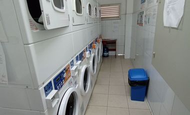 Dpto. 2 Dorm / 2 Baños / Calle Eleuterio Ramírez, Santiago centro.-