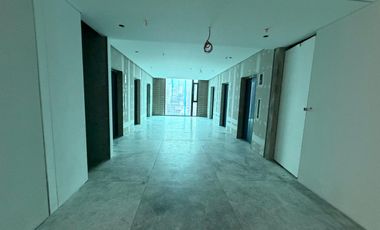 Piso corporativo de 774.36 m² en edificio empresarial nuevo – El Poblado | Certificación EDGE | Alta capacidad empresarial