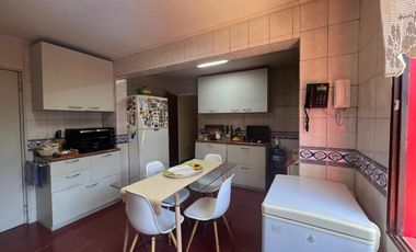 GRAN CASA AVENIDA  SAN ROMÁN 1373