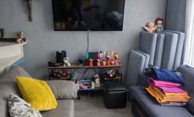 CASA EN DOS NIVELES EN VENTA