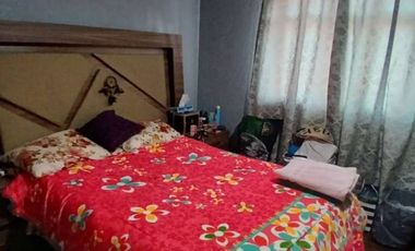 CASA EN DOS NIVELES EN VENTA
