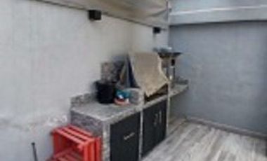 CASA EN DOS NIVELES EN VENTA