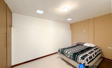 En venta casa ubicada junto a la universidad internacional del Ecuador sector Jipiro
