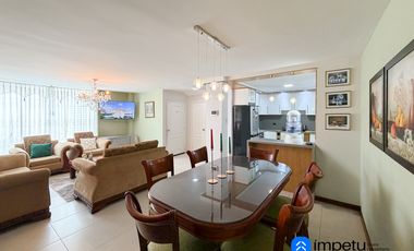 En venta casa ubicada junto a la universidad internacional del Ecuador sector Jipiro
