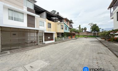 En venta casa ubicada junto a la universidad internacional del Ecuador sector Jipiro