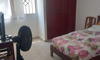 VENDO EXCELENTE CASA EN PRIMER PISO EN EL  NORTE CENTRO HISTORICO, CON AREA DE 182 mts ²