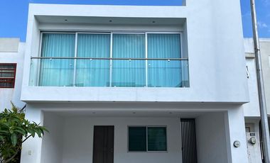 Casa en Renta en Fracc. Iltamarindo, Apodaca, Nuevo León