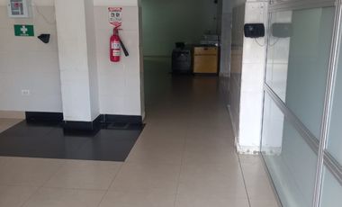 GRAN OPORTUNIDAD: CASA IDEAL PARA MONTAR UNA IPS, SERVICIOS MEDICOS.  UBICADA EN SECTOR  DE CLINICAS  AL NORTE DE LA CIUDAD CO N AREA DE 893 MTS