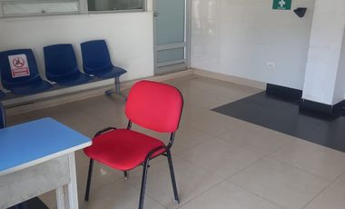 GRAN OPORTUNIDAD: CASA IDEAL PARA MONTAR UNA IPS, SERVICIOS MEDICOS.  UBICADA EN SECTOR  DE CLINICAS  AL NORTE DE LA CIUDAD CO N AREA DE 893 MTS