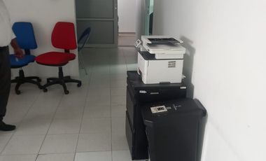 GRAN OPORTUNIDAD: CASA IDEAL PARA MONTAR UNA IPS, SERVICIOS MEDICOS.  UBICADA EN SECTOR  DE CLINICAS  AL NORTE DE LA CIUDAD CO N AREA DE 893 MTS