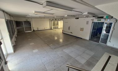 BODEGA DE ESQUINA FRENTE A LA GOBERNACION DEL ATLANTICO BARRANQUILLA