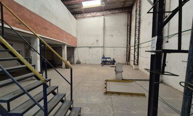 BODEGA DE ESQUINA FRENTE A LA GOBERNACION DEL ATLANTICO BARRANQUILLA