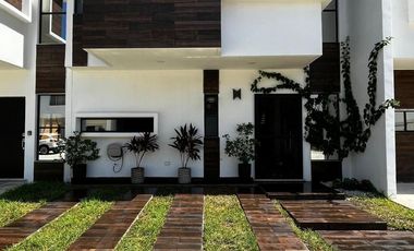 CASA EN VENTA EN PLAYA DEL CARMEN, RESIDENCIAL ALTARIA