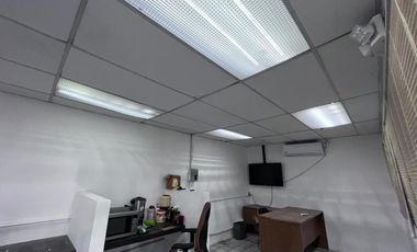 𝗕𝗢𝗗𝗘𝗚𝗔 𝗜𝗡𝗗𝗨𝗦𝗧𝗥𝗜𝗔𝗟 𝗖𝗢𝗡 𝗔𝗡𝗗𝗘𝗡, 𝗢𝗙𝗜𝗖𝗜𝗡𝗔𝗦 𝗬 𝗘𝗤𝗨𝗜𝗣𝗔𝗠𝗜𝗘𝗡𝗧𝗢 𝗖𝗢𝗠𝗣𝗟𝗘𝗧𝗢