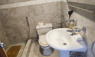 Venta de  departamento esquinero centro Sur de la ciudad