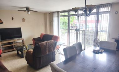 Venta de  departamento esquinero centro Sur de la ciudad