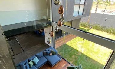 RESIDENCIA DE LUJO - LOMAS TOSCANA 2 - RENTA