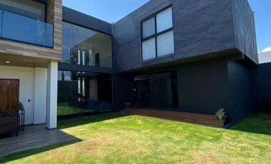 RESIDENCIA DE LUJO - LOMAS TOSCANA 2 - RENTA