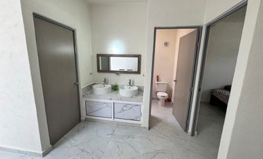 RENTO CASA EN NUEVO VERACRUZ CERCA DE CIUDAD INDUSTRIAL, **SOLO SE PERMITEN SOLO PARA EMPRESAS**