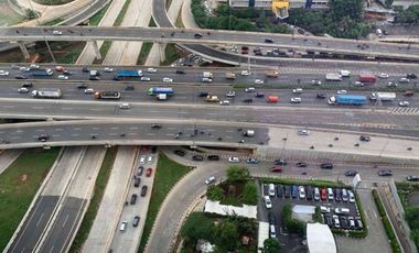 Alamanda Tower TB Simatupang unit dijual/disewa lokasi strategis dekat tol JORR. #unitofficecilandakdijual #officecilandakdisewa