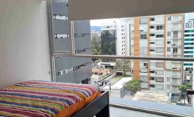 RENTA DEPARTAMENTO Totalmente amoblado con balcón vista amenities