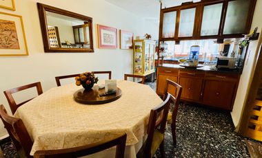 Casa con jardín en privada a pasos de Coyoacán