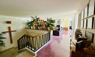 Casa con jardín en privada a pasos de Coyoacán