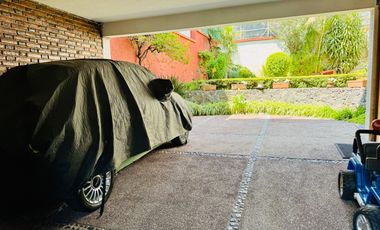 Casa con jardín en privada a pasos de Coyoacán