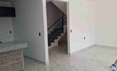 🔥 CASA CON ALBERCA Y ROOF GARDEN EN PEDREGAL DE LAS FUENTES JIUTEPEC 🔥