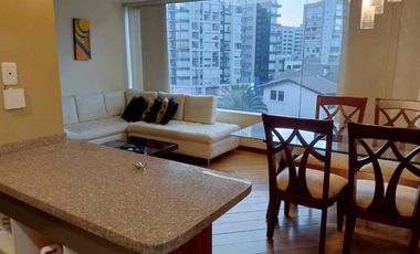 Departamento amoblado, en renta Portugal y 6 de Diciembre.