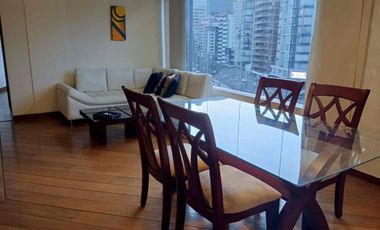 Departamento amoblado, en renta Portugal y 6 de Diciembre.
