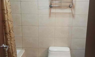 Departamento amoblado, en renta Portugal y 6 de Diciembre.