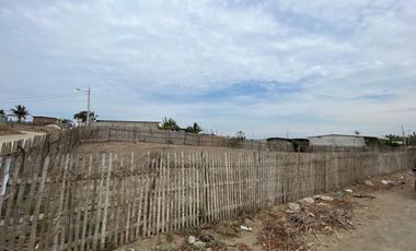 Venta de Terreno en Montecristi Zona Sur