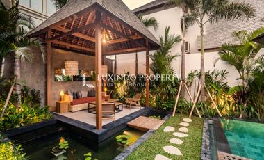 VILLA MEWAH 2 LANTAI DENGAN 4 KAMAR TIDUR UNTUK SEWA JANGKA PANJANG